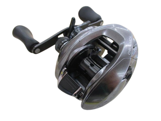 Shimano 17 CHRONARCH MGL 151 XG 8.1:1 Baitcast Reel Left Handle F/S from Japan