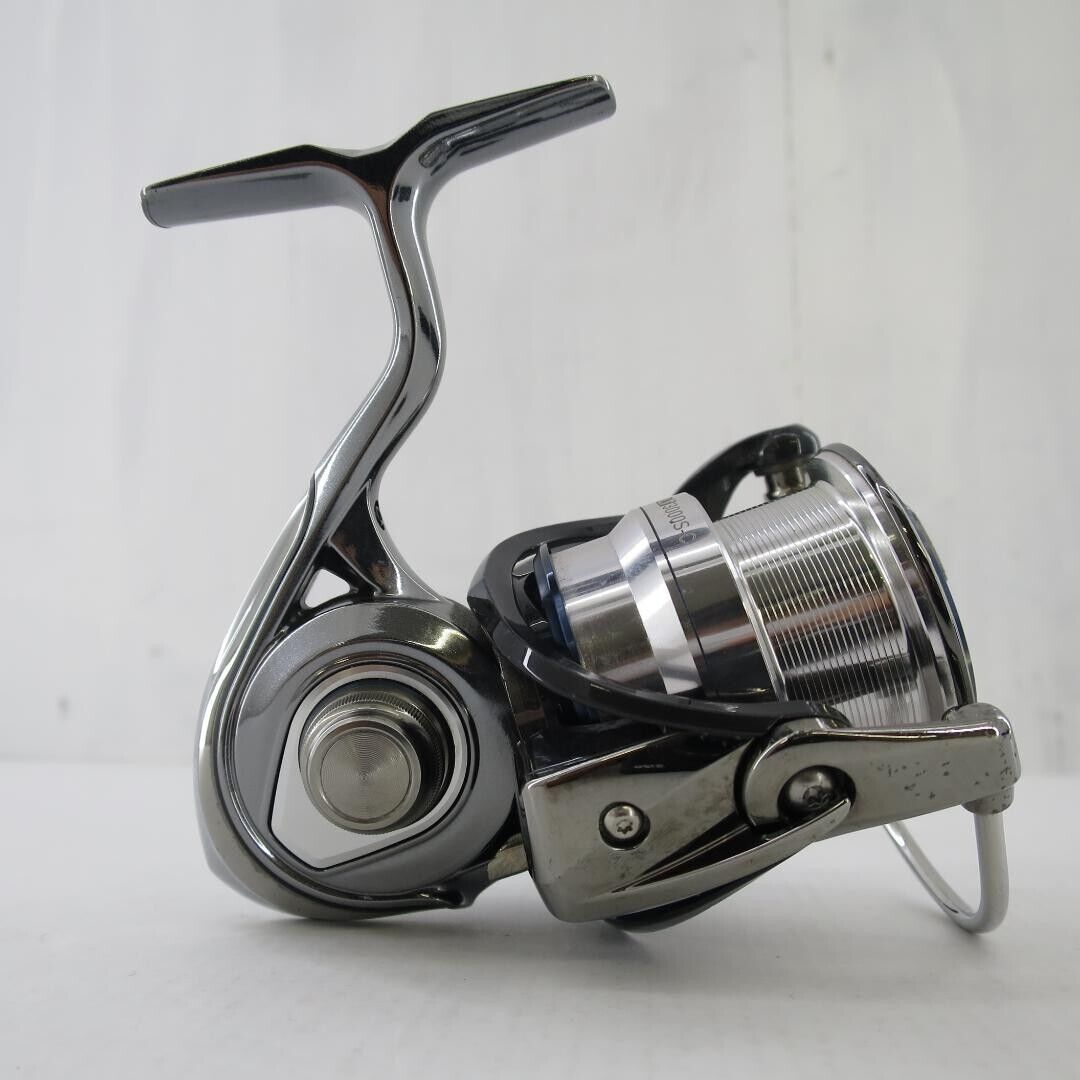 Daiwa 18 EXIST LT 3000S-C Spinning Reel 184g Gear Ratio 5.2:1 F/S from Japan