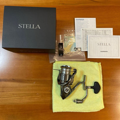Shimano 18 STELLA 4000MHG Spinning Reel Gear Ratio 5.8:1 255g F/S from Japan