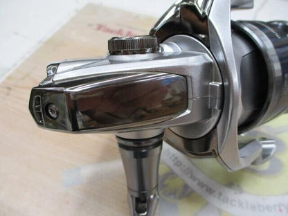 Shimano 15 STRADIC 4000HGM Spinning Reel Gear Ratio 5.8:1 280g F/S from Japan