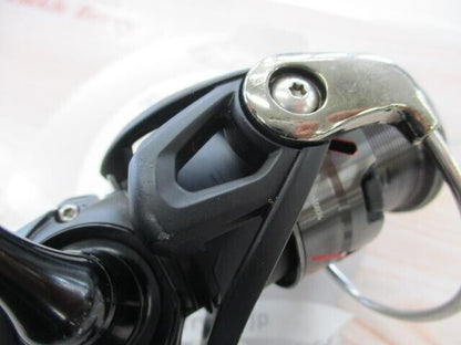 Daiwa Spinning Reel 18 TATULA LT 2500S 185g Gear Ratio 5.3:1 F/S from Japan