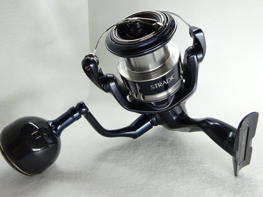 Shimano 20 STRADIC SW 4000HG Spinning Reel Gear Ratio 5.8:1 300g F/S from Japan