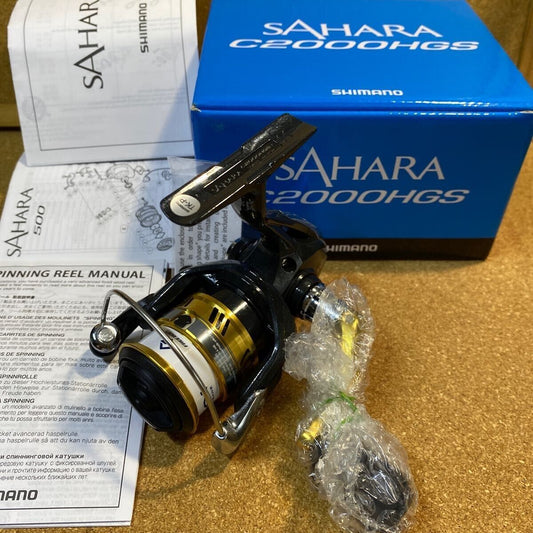 Shimano 17 SAHARA C2000HGS Spinning Reel 220g Gear Ratio 6.0:1 F/S from Japan