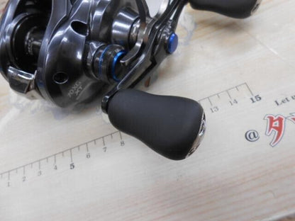 Shimano 22 SLX DC XT 70XG Right Handed Baitcast Reel Gear Ratio 8.1:1 F/S fromJP