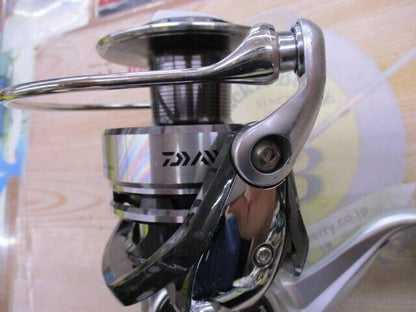 Daiwa CATALINA 6500H Spinning Reel Gear Ratio 5.7:1 Weight 795g F/S from Japan