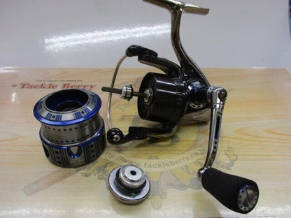 Abu Garcia REVO NEOS DEEZ Spinning Reel Gear Ratio 5.8:1 225g F/S from Japan