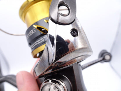 Shimano 20 TWIN POWER C2000SHG Spinning Reel Gear Ratio 6.1:1 F/S from Japan