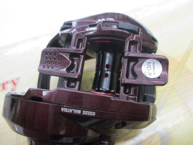 Shimano 14 SCORPION 200HG R-H Baitcasting Reel Gear Ratio 7.2:1 F/S from Japan