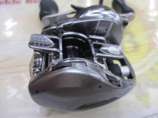 Shimano 15 METANIUM DC HG R-H Baitcast Reel 190g Gear Ratio 7.4:1 F/S from Japan