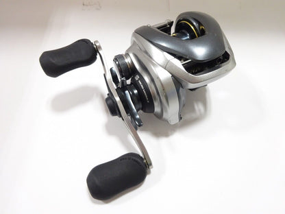 Shimano 13 Metanium Gear Bait Casting Reel Right Handle Fishing from Japan