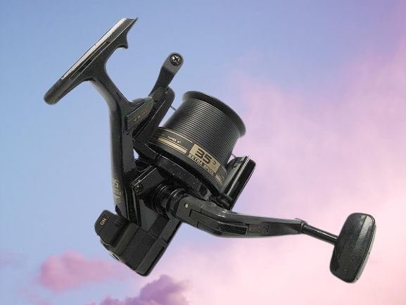 Daiwa Procaster Gs-35 Sports Spinning Fishing Reel Free Shipping from Japan