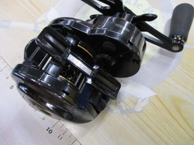 Abu Garcia REVO BLACK 9 R-H Baitcasting Reel Gear Ratio 9.0:1 F/S From Japan