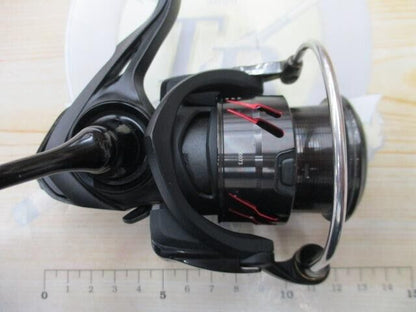 Daiwa 18 TATULA LT 2500S Finesse Spinning Reel Gear Ratio 5.3:1 F/S from Japan