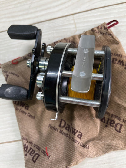 Daiwa SUPER MILLIONAIRE GS5000 Bait Cast Reel Right Hand 5.2:1 F/S from Japan