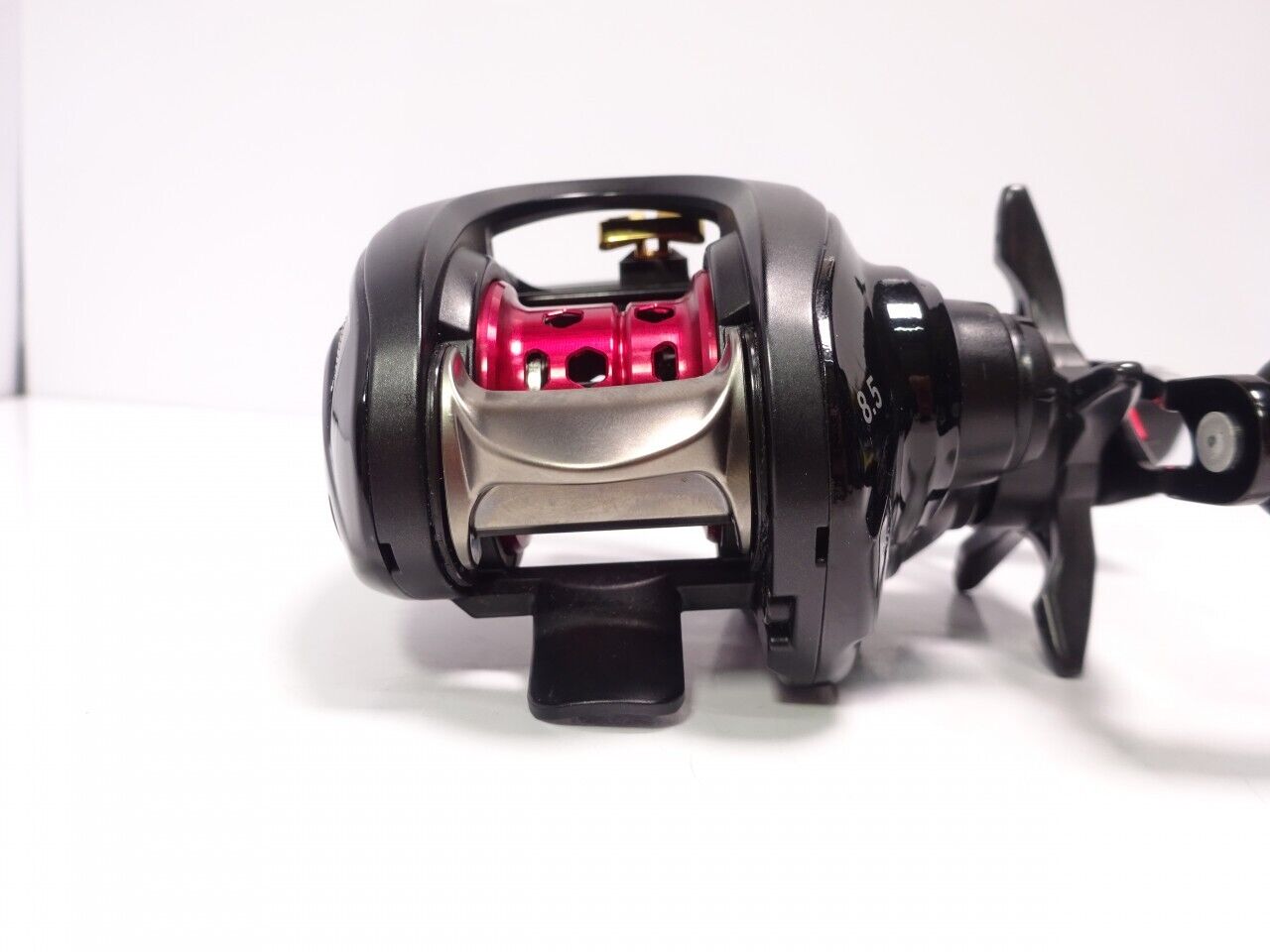 Daiwa 23 SS AIR TW 8.5R Baitcast Reel Weight 145g Gear Ratio 8.5:1 F/S from JPN