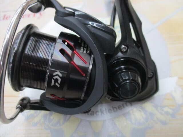 Daiwa 18 TATULA LT 2500S Finesse Spinning Reel Gear Ratio 5.3:1 F/S from Japan