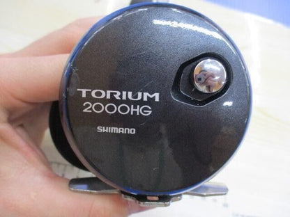 Shimano 20 TORIUM 2000HG Right Baitcasting Reel Gear Ratio 6.2:1 F/S from Japan