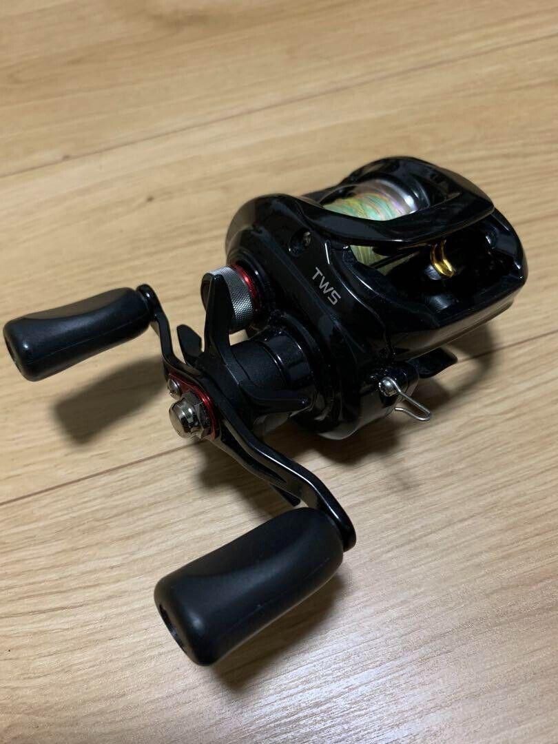 Daiwa 20 TATULA SV TW 103SH Right Handle 7.1:1 Gear Baitcasting Reel F/S from JP