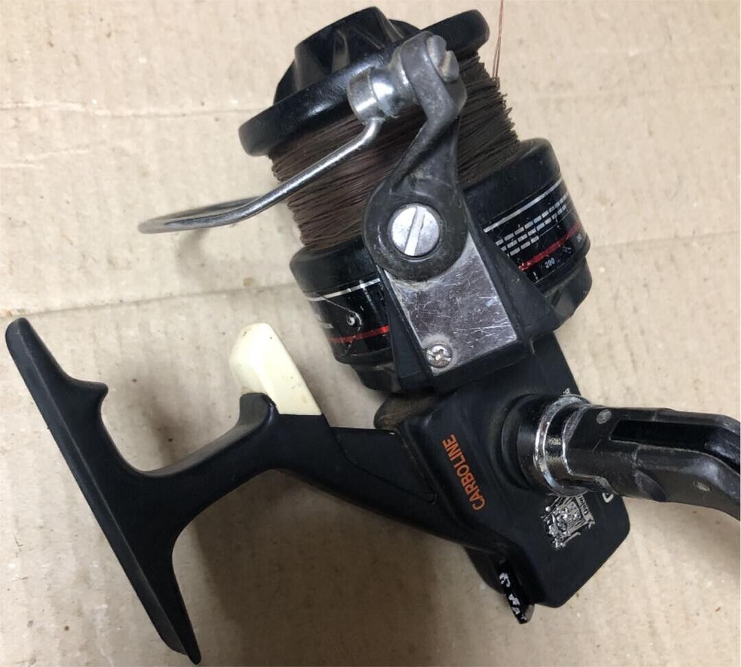 Daiwa Carboline Gs-3000 5.2:1 Vintage Spinning Reel Free Shipping from Japan