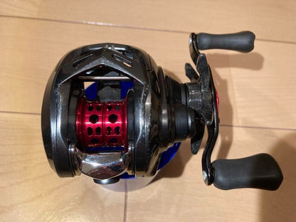 Daiwa 20 ALPHAS AIR TW 8.6R Right Baitcast Reel Gear Ratio 8.6:1 F/S from Japan