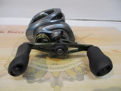 Shimano Baitcast Reel 22 Curado DC 200 HG Right Hand Gear 7.4:1 F/S from JP