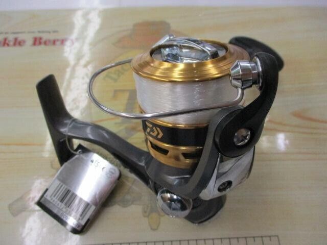 Daiwa 16 Joinus 3000 Spinning Reel Fishing from Japan