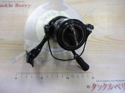 Shimano 19 VANQUISH C2000SSS Spinning Reel Gear Ratio 5.1:1 145g F/S from Japan