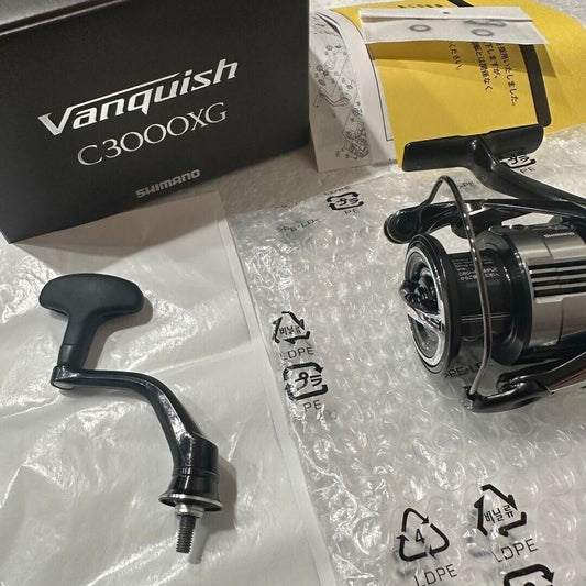 Shimano 23 VANQUISH C3000XG Spinning Reel 170g Gear Ratio 6.4:1 F/S from Japan