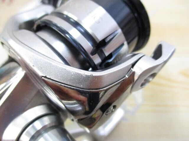 Shimano 19 STRADIC C2000SHG Spinning Reel Gear Ratio 6.0:1 185g F/S from Japan