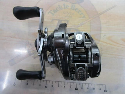 Shimano 20 METANIUM XG Right Handle Baitast Reel Gear Ratio 8.1:1 F/S from Japan