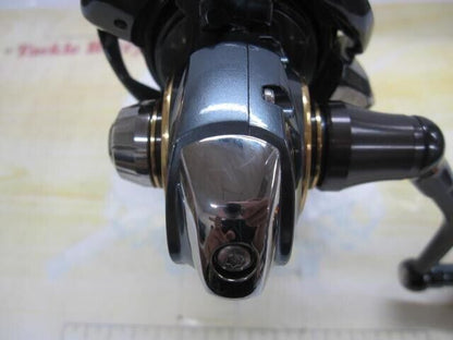 Daiwa 17 THEORY 4000 Spinning Reel Gear Ratio 4.9:1 Weight 335g F/S from Japan