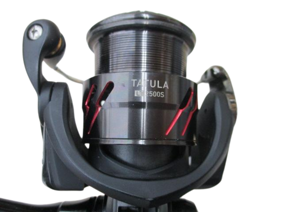 Daiwa 18 TATULA LT 2500S Finesse Spinning Reel Gear Ratio 5.3:1 F/S from Japan