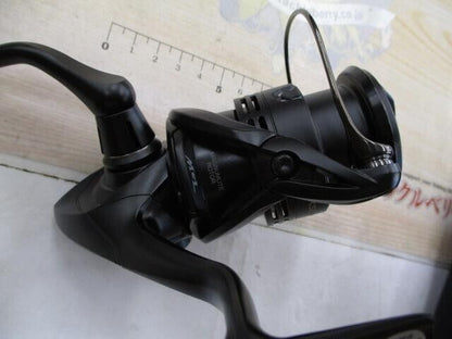 Shimano 17 EXSENCE C3000MHG Spinning Reel Gear Ratio 6.0:1 200g F/S from Japan