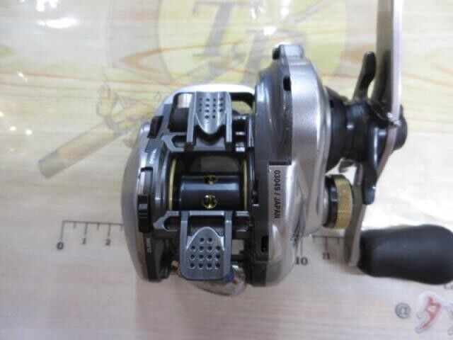 Shimano 13 METANIUM XG Left Bait Casting Reel Gear Ratio 8.5:1 F/S from Japan