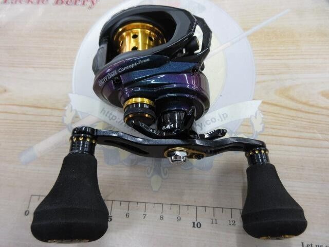 Abu Garcia 19 SALTY STAGE CONCEPT-FREE Right 6.4:1 Baitcasting Reel F/S from JPN