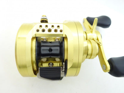 Shimano 21 CALCUTTA CONQUEST 200HG Right Baitcast Reel Gear 6.5:1 F/S from Japan