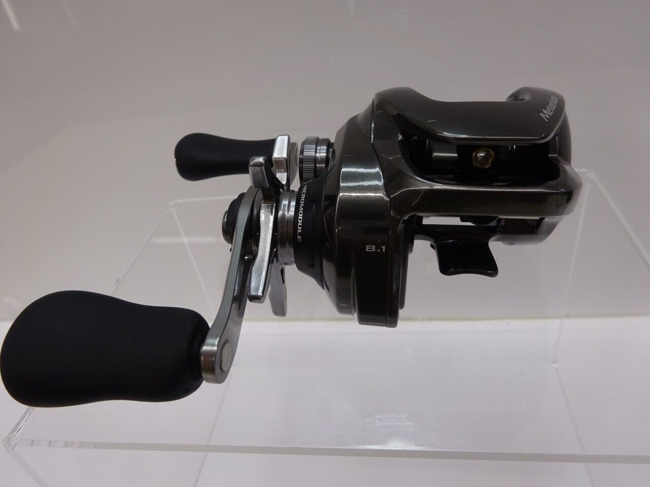 Shimano 23 Metanium 100XG Right Baitcasting Reel Gear Ratio 8.1:1 F/S from Japan