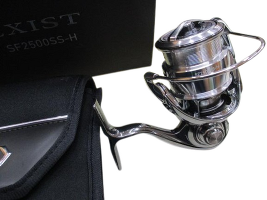 Daiwa 22EXIST SF2500SS-H Spinning Reel Gear Ratio 5.7:1 Weight 140g F/S from JP
