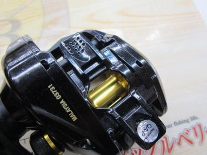 Shimano 17 BASS ONE XT150 Right Hand Bait Reel Gear Ratio 7.2:1 F/S from Japan