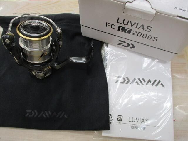 Daiwa 20 LUVIAS FC LT2000S Spinning Reel Gear Ratio 5.1:1 Weight 150g from Japan