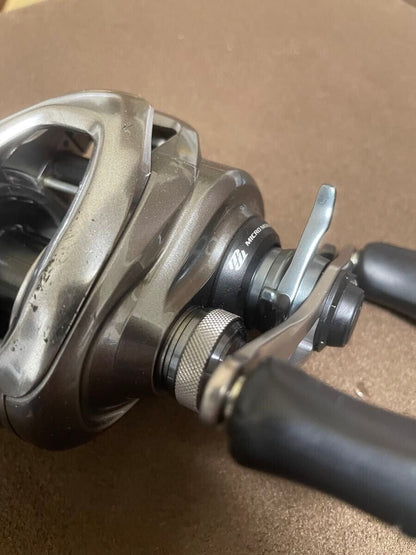 Shimano 15 METANIUM DC HG Right Hand Baitcast Reel Gear Ratio 7.4:1 F/S from JPN