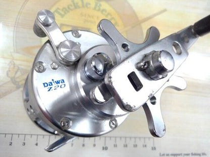 Daiwa Saltiga Z20 RH Baitcasting Reel Gear Ratio Saltwater Game Fishing Japan