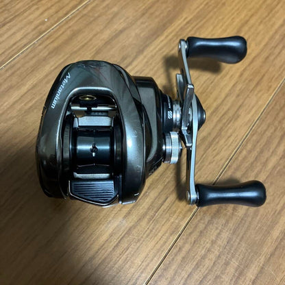 Shimano 20 Metanium XG Right Handle Gear Ratio 8.1:1 Weight 175g F/S from Japan