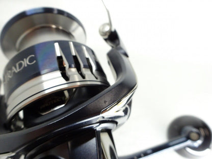 Shimano 20 STRADIC SW 4000HG Spinning Reel Gear Ratio 5.8:1 300g F/S from Japan