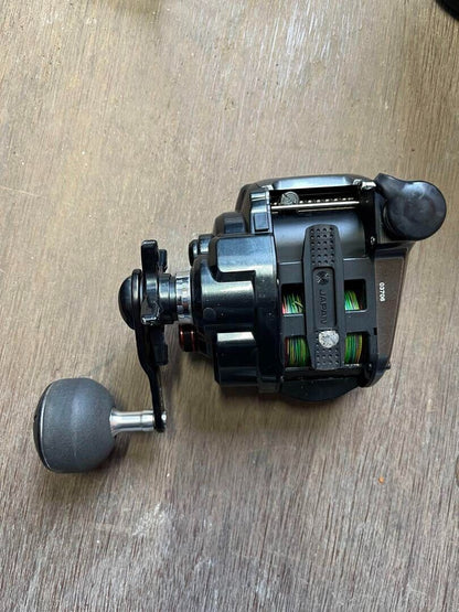 Shimano 17 PLAYS 1000 Electric Reel Gear Ratio 5.1:1 Weight 615g F/S from Japan