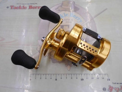 Shimano 18 Calcutta Conquest 400 Right Handle 6.2:1 Baitcast Reel F/S from Japan