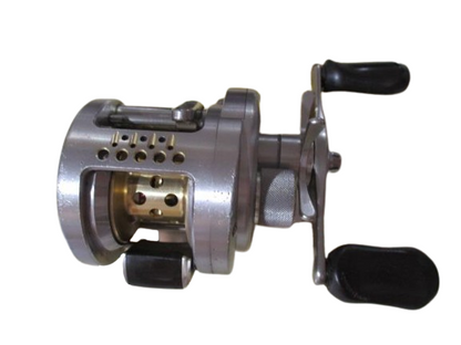 Shimano 03 CALCUTTA CONQUEST 200DC RH Baitcast Reel Gear Ratio 5.0:1 F/S from JP