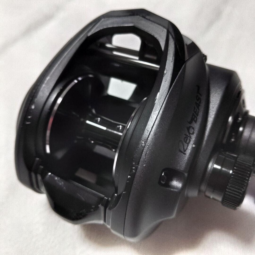 Abu Garcia Baitcasting Reel REVO BEAST 40 HS 7.3:1 Right-Handed F/S from Japan