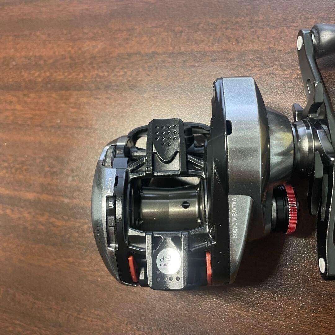 Shimano 21 SCORPION DC 151HG Left Handle 7.4:1 Baitcasting Reel F/S from Japan