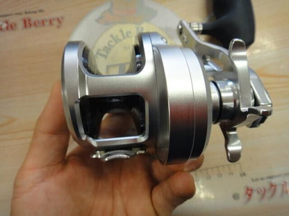 Shimano 17 OCEA JIGGER 2001NRPG 5.1:1 Left Handle Baitcast Reel F/S from Japan